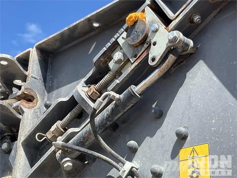 Tesab 1125TR Tracked Impact Crusher Plant Pezzi di ricambio per lo smaltimento rifiuti/riciclaggio