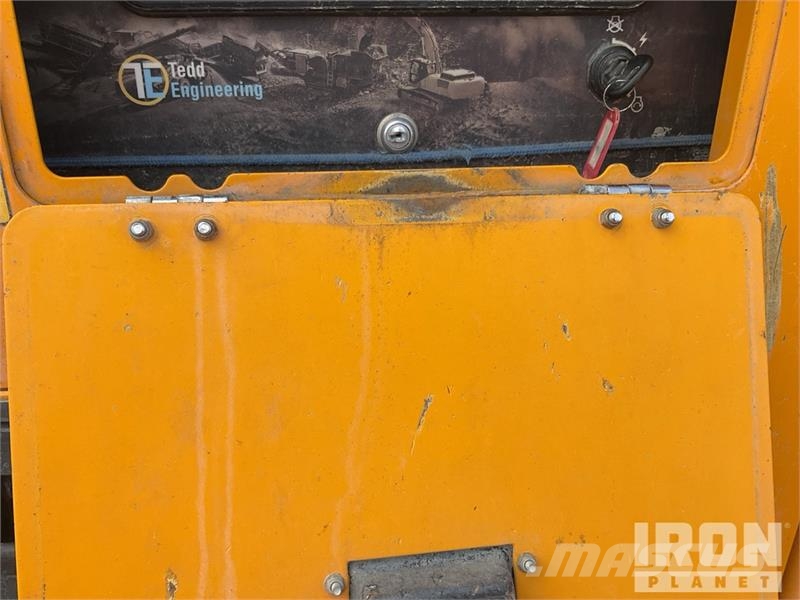 Tesab 1125TR Tracked Impact Crusher Plant Pezzi di ricambio per lo smaltimento rifiuti/riciclaggio