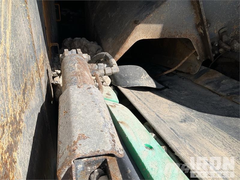 Tesab 1125TR Tracked Impact Crusher Plant Pezzi di ricambio per lo smaltimento rifiuti/riciclaggio