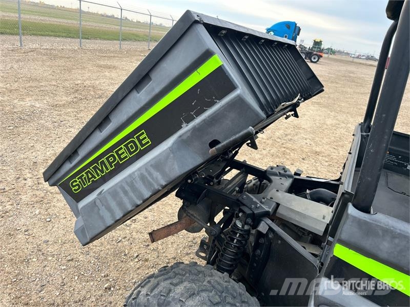 Textron Stampede 4x4 Side By Side Automašīnas