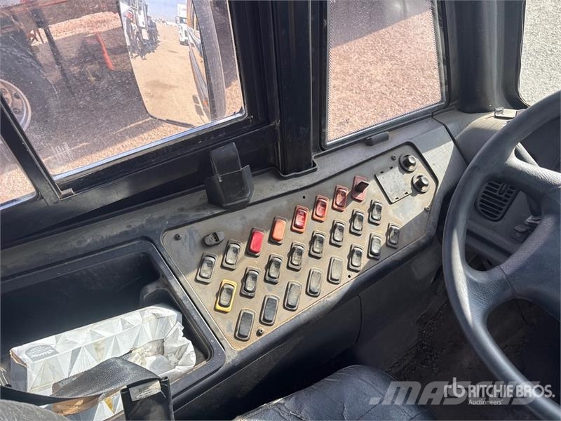 Thomas 4x2 41-Seat School Bus Mini-bus
