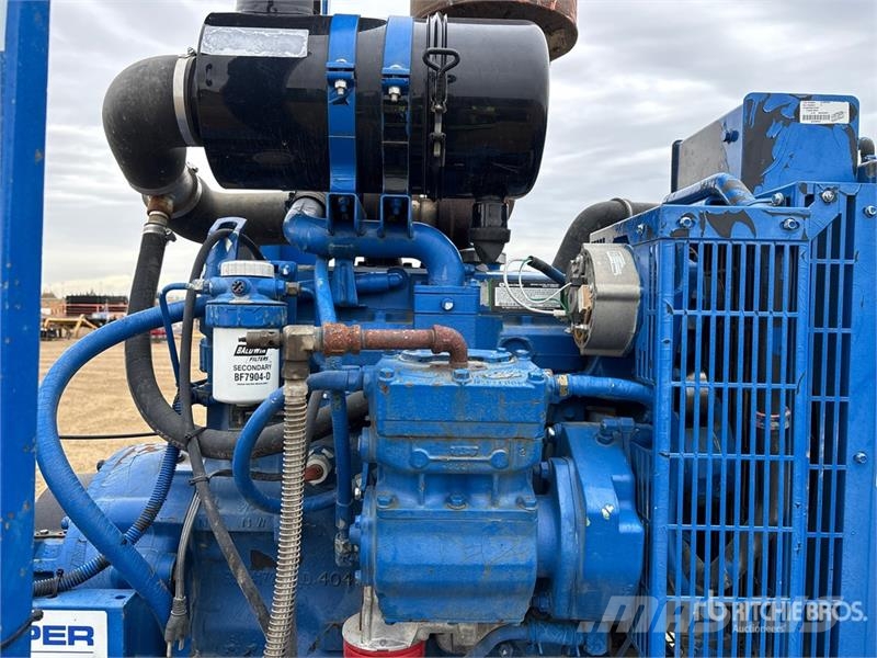 THOMPSON 4X4 S2 Water Pump مضخات المياه