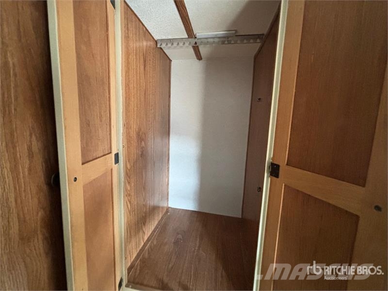Thor 25 ft T/A Travel Trailer Otros remolques