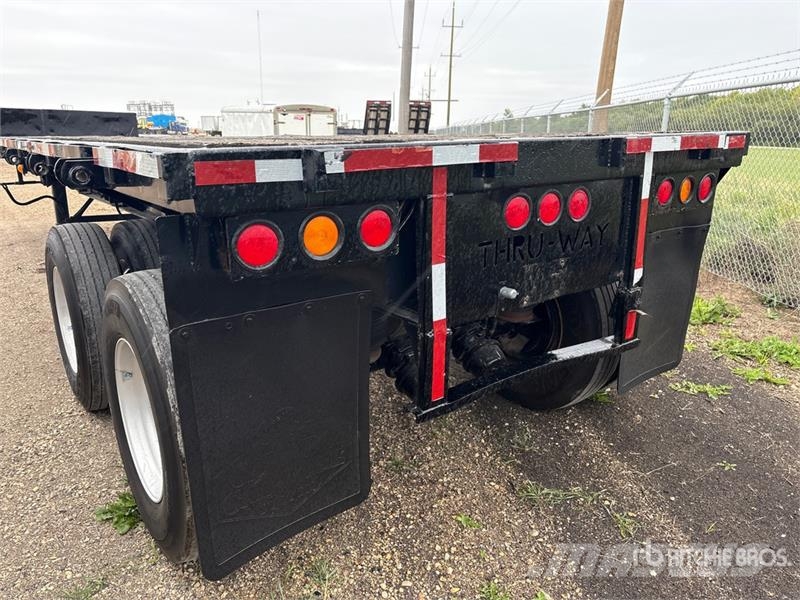 Thruway 32 ft T/A Flatbed Trailer Remorque ridelle