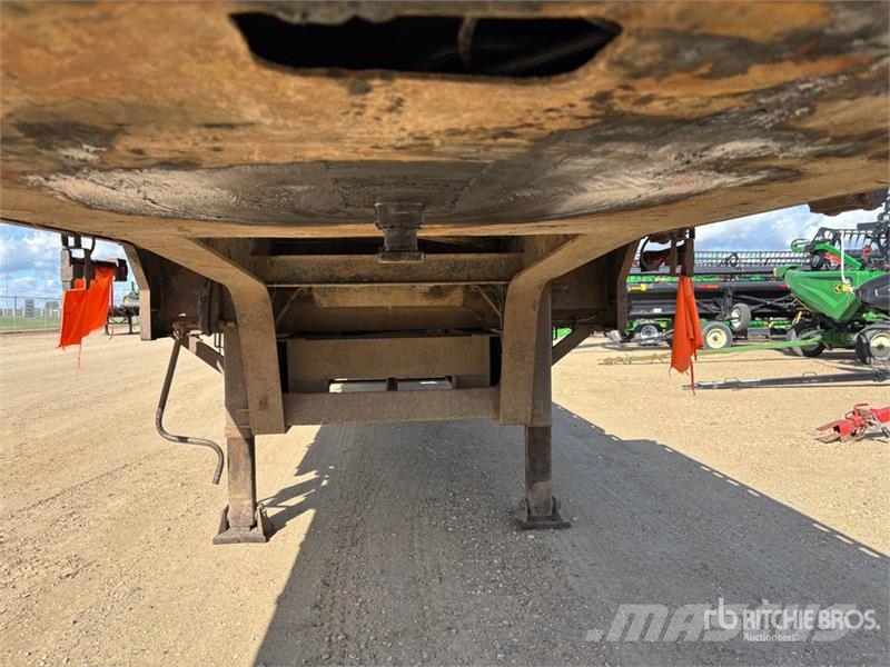 Thruway 51 ft Tri/A Extendable Step Deck Trailer 平板拖车