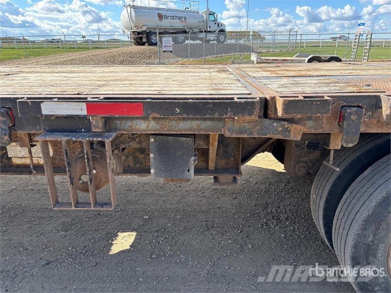  Thruway 51 ft Tri/A Extendable Step Deck Trailer 平板拖车