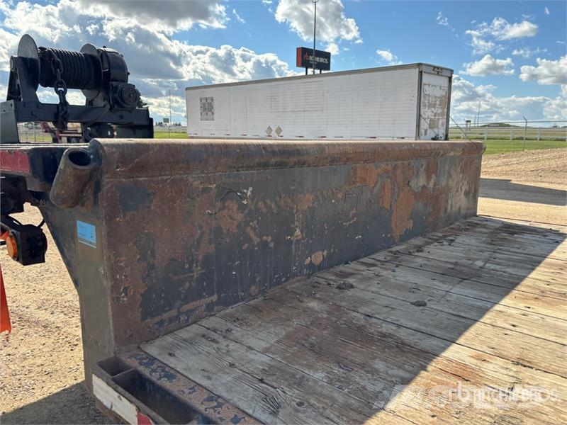  Thruway 51 ft Tri/A Extendable Step Deck Trailer 平板拖车