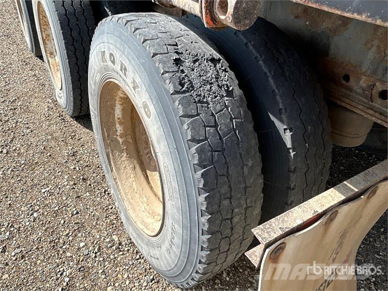 Thruway 53 ft Tri/A Flatbed Trailer Pritschenanhänger