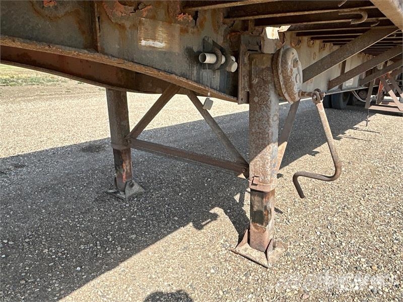 Thruway 53 ft Tri/A Flatbed Trailer Pritschenanhänger