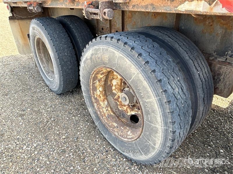 Thruway 53 ft Tri/A Flatbed Trailer Pritschenanhänger