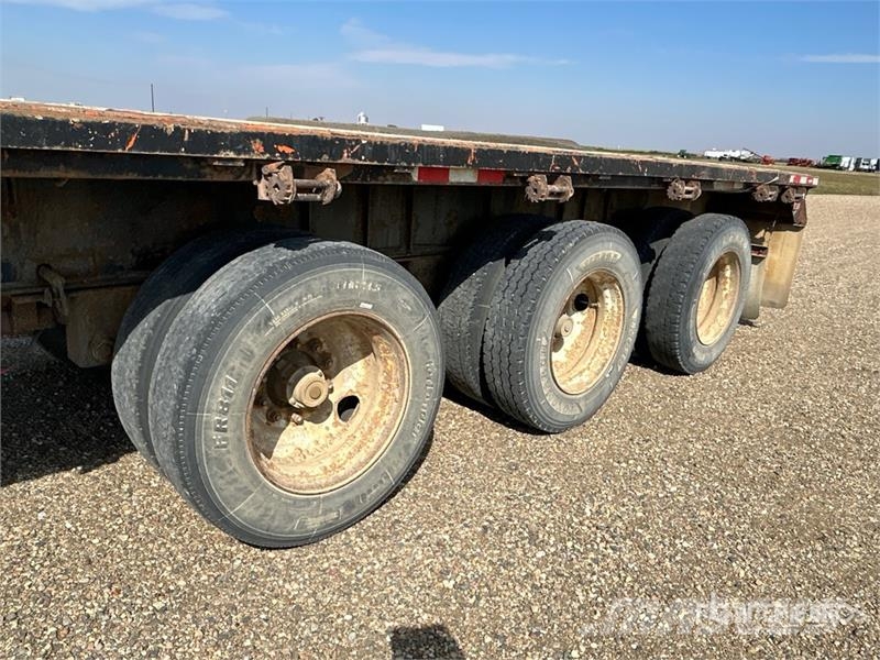 Thruway 53 ft Tri/A Flatbed Trailer Pritschenanhänger