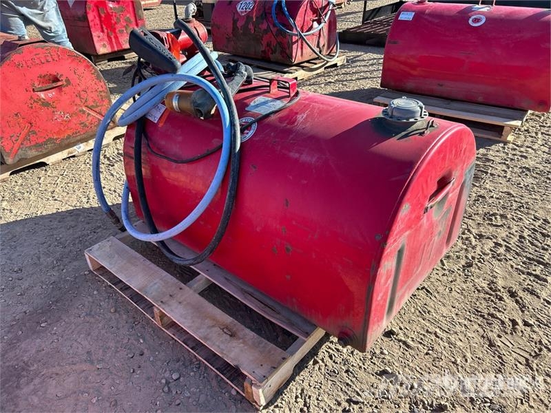 Tidy Tanks 450 L Steel Fuel Tank Degvielas un piedevu tvertnes