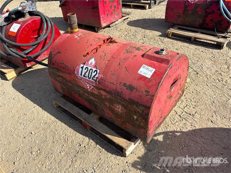 Tidy Tanks Steel Fuel Tank Degvielas un piedevu tvertnes