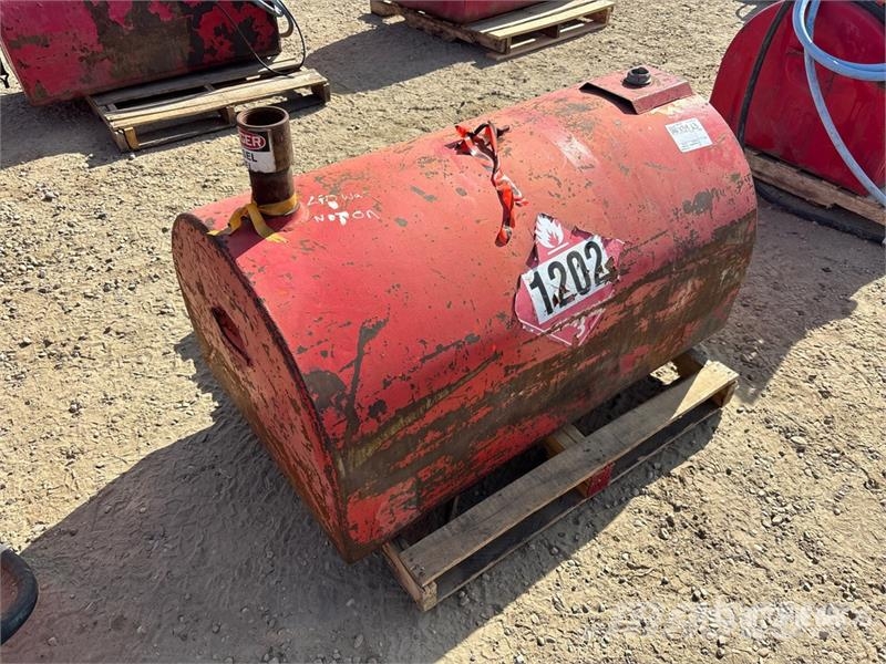 Tidy Tanks Steel Fuel Tank Degvielas un piedevu tvertnes