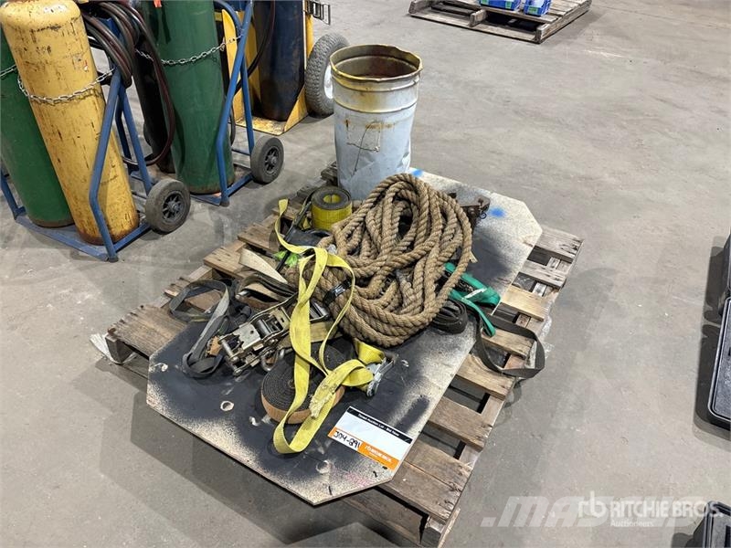  Tie down straps, Rope , Hitches Transportes - Outros
