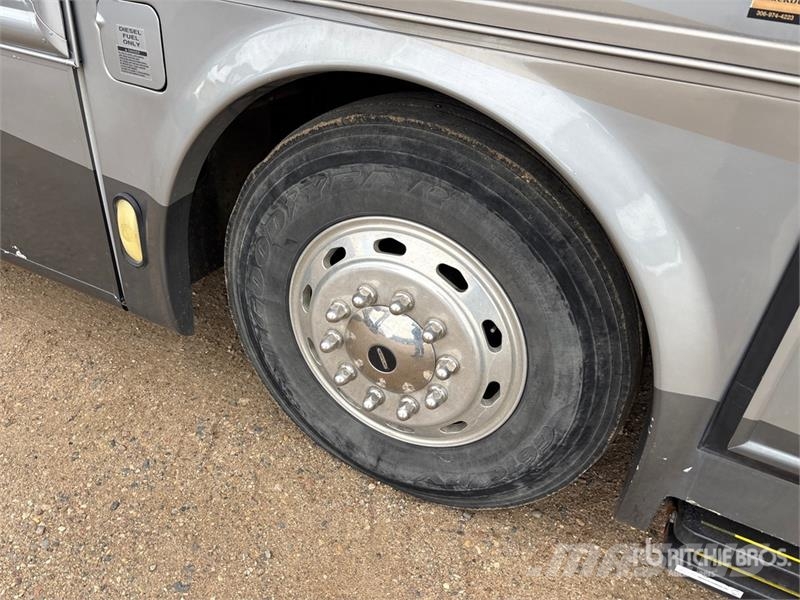 Tiffan Phaeton Motor Home Αυτοκινούμενα τροχόσπιτα και τροχόσπιτα