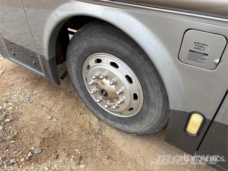 Tiffan Phaeton Motor Home Αυτοκινούμενα τροχόσπιτα και τροχόσπιτα