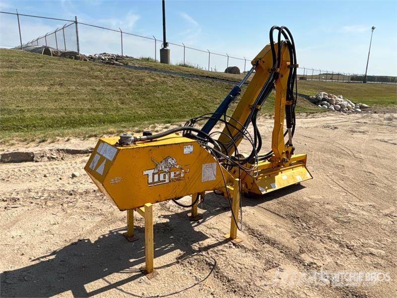 Tiger 48 in 3-Point Rear Boom Flail Mower 其他農業機械