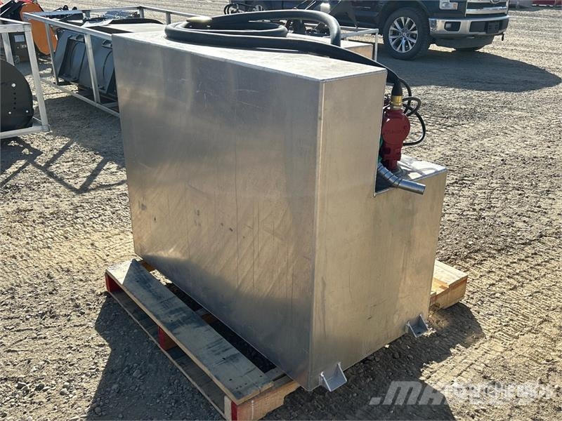 Tiger Tool 750 L Aluminum Slip Fuel Tank Üzemanyag- és adaléktartályok