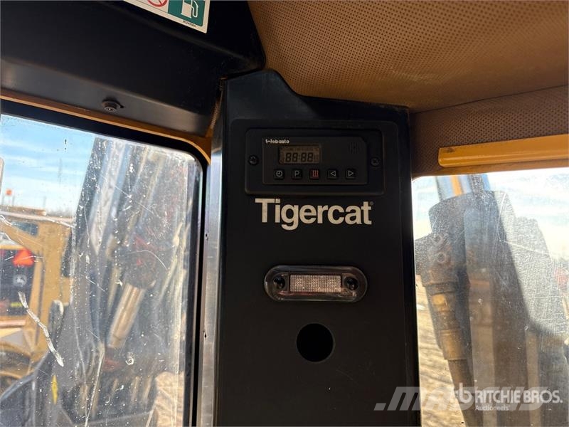 Tigercat 845D Track Feller Buncher Zaru savācēji
