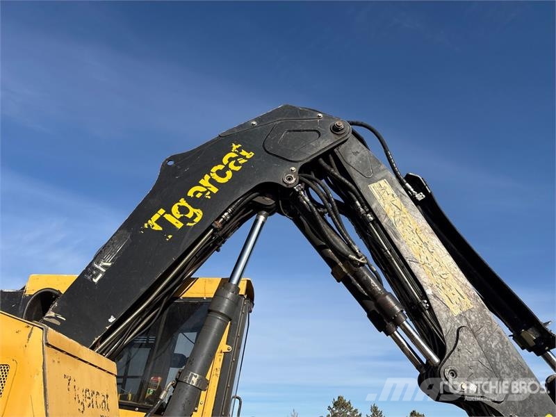 Tigercat 845D Track Feller Buncher Zaru savācēji