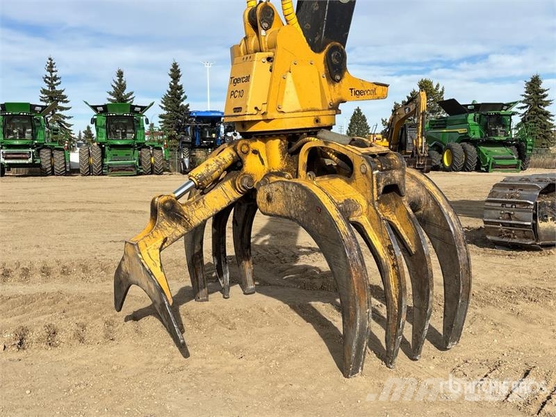 Tigercat 875E Short Wood Log Loader Átrakógépek