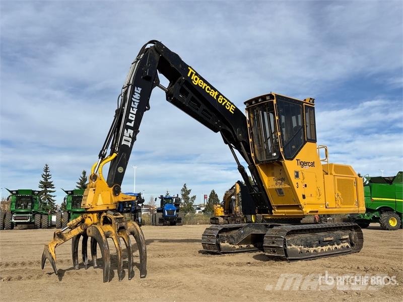 Tigercat 875E Short Wood Log Loader Átrakógépek