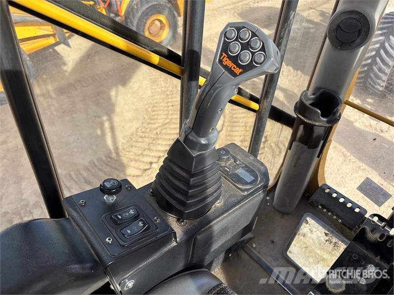 Tigercat 875E Short Wood Log Loader Átrakógépek