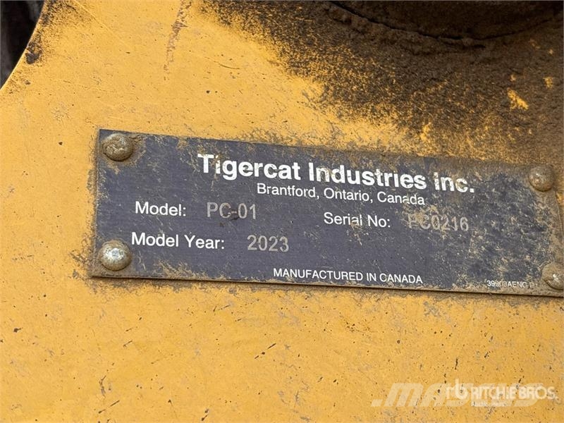 Tigercat 875E Short Wood Log Loader Átrakógépek