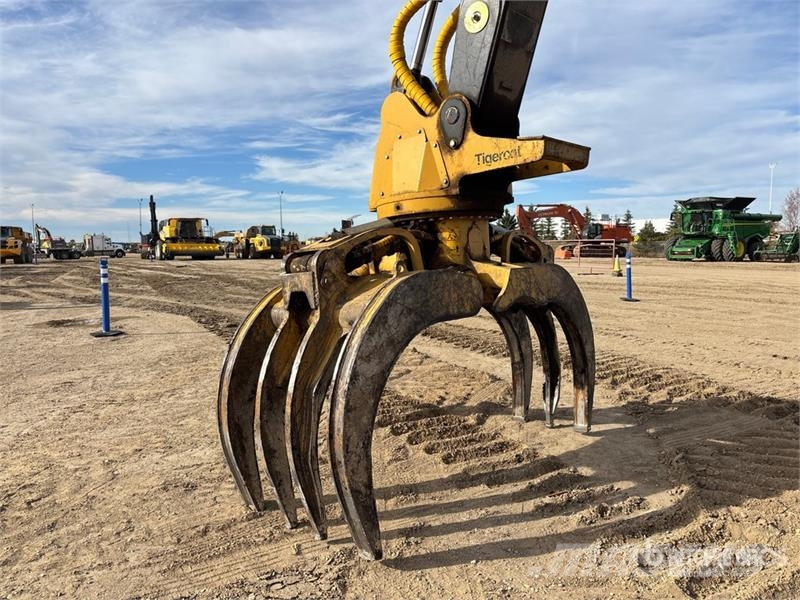 Tigercat 875E Short Wood Log Loader Átrakógépek