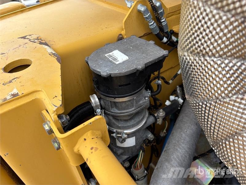 Tigercat 880D Short Wood Log Loader Utovarivači stabala