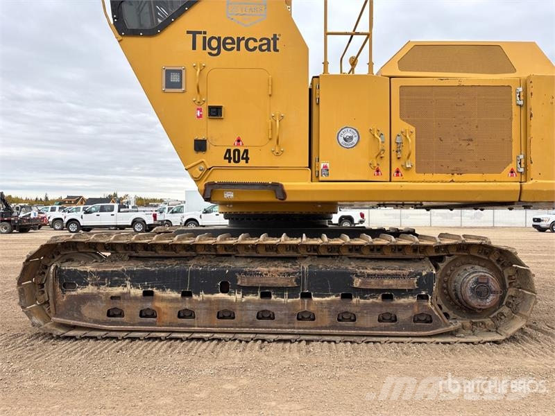 Tigercat 880D Short Wood Log Loader Utovarivači stabala