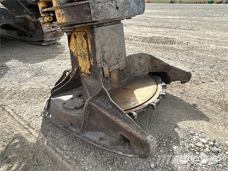 Tigercat L870C Leveling Track Feller Buncher Talador apilador
