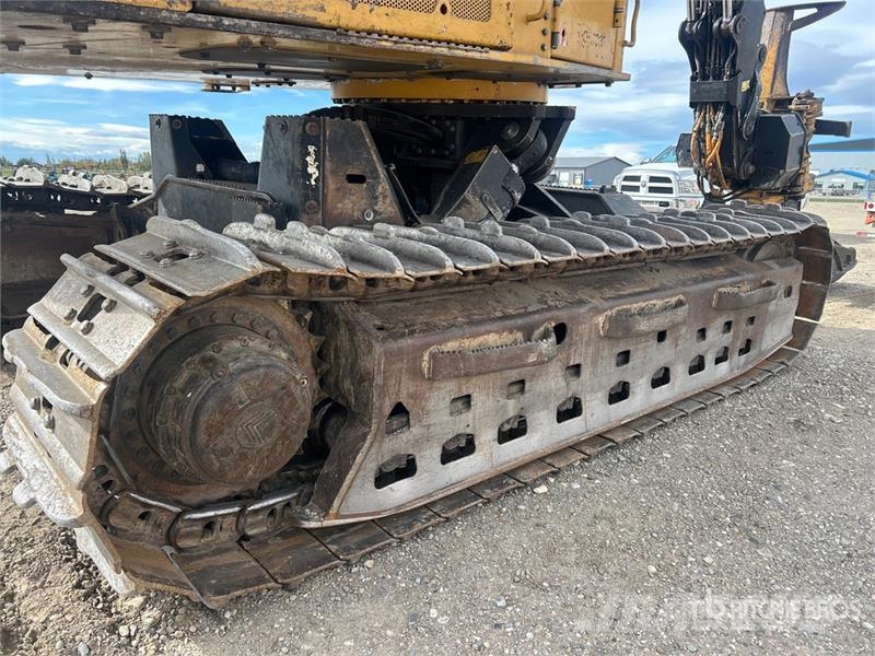 Tigercat L870C Leveling Track Feller Buncher Talador apilador