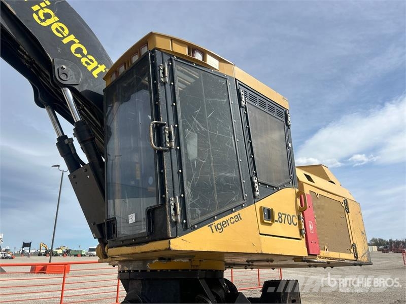 Tigercat L870C Leveling Track Feller Buncher Talador apilador