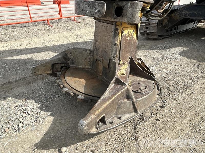 Tigercat L870C Leveling Track Feller Buncher Talador apilador