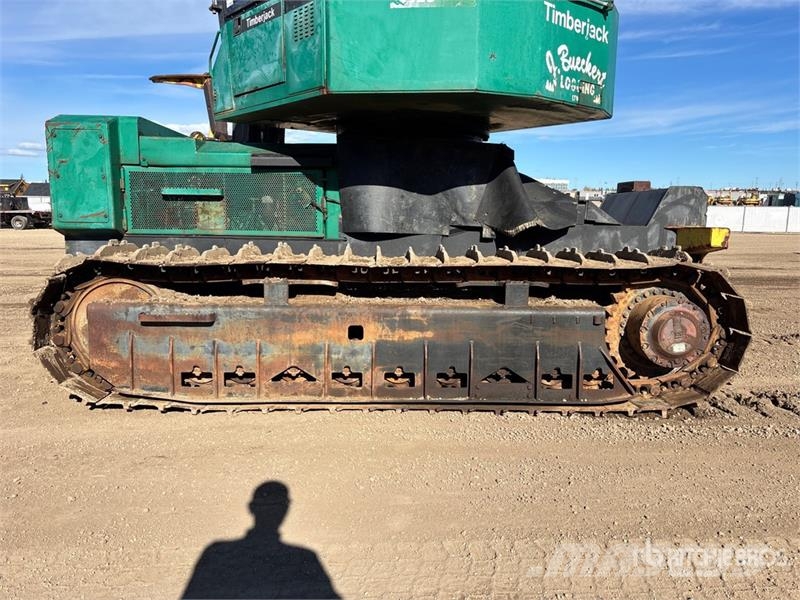 Timberjack 2628 Leveling Track Feller Buncher Kaatokasauskoneet