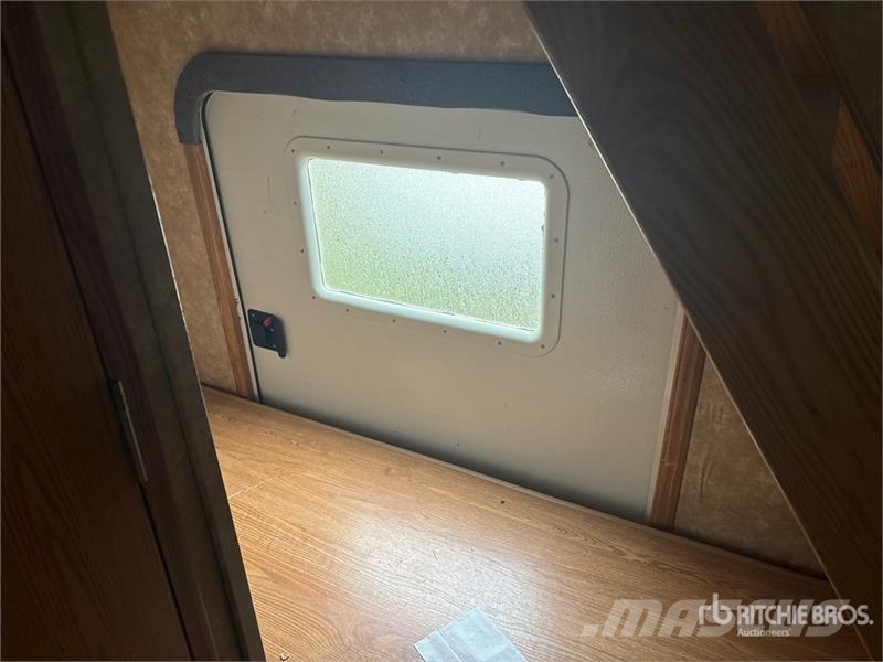 Timberland Timberlodge 30 ft T/A Travel Trailer Egyéb pótkocsik