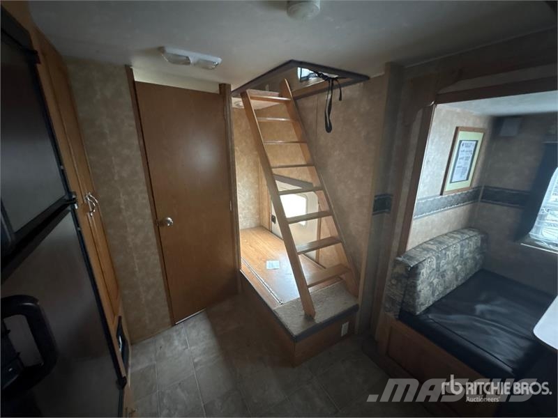 Timberland Timberlodge 30 ft T/A Travel Trailer Egyéb pótkocsik