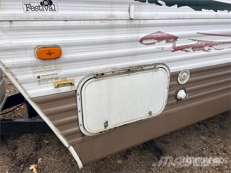 Timberland Timberlodge 30 ft T/A Travel Trailer Egyéb pótkocsik