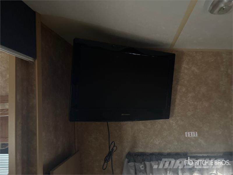 Timberland Timberlodge 30 ft T/A Travel Trailer Egyéb pótkocsik