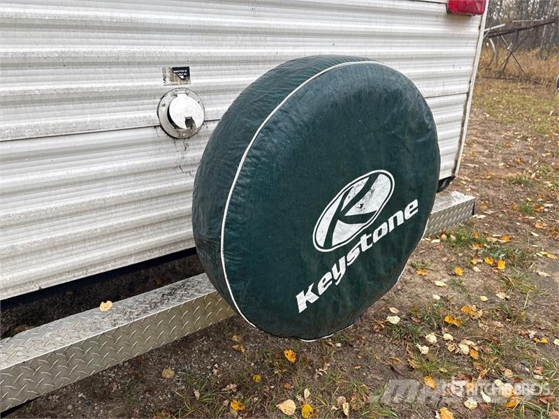 Timberland Timberlodge 30 ft T/A Travel Trailer Egyéb pótkocsik