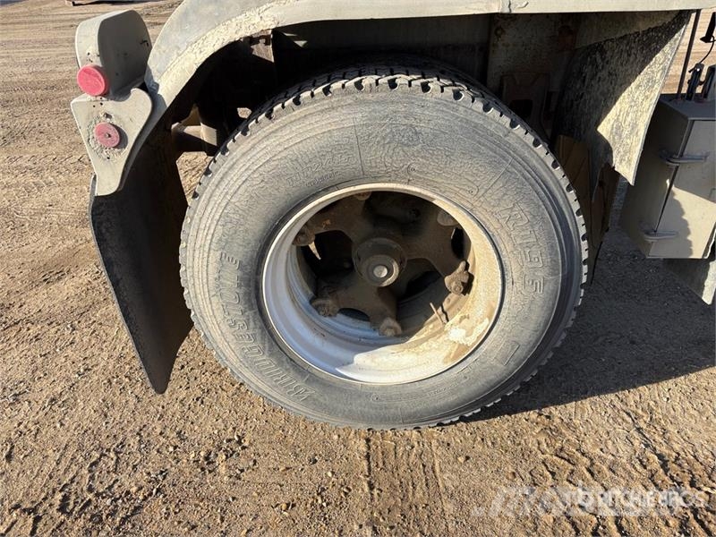 Timpte T/A Pup Tanker Trailer Причепи-цистерни