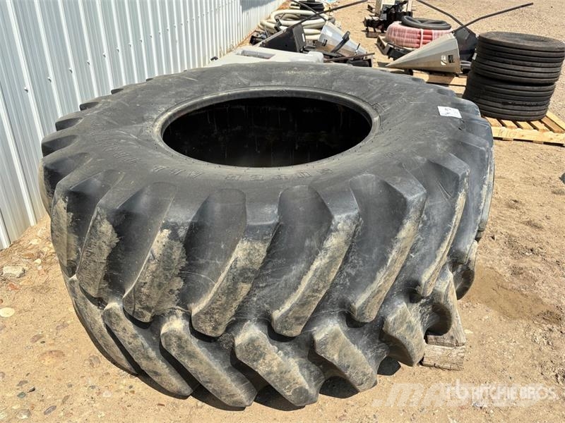 Tire Kiti naudoti statybos komponentai