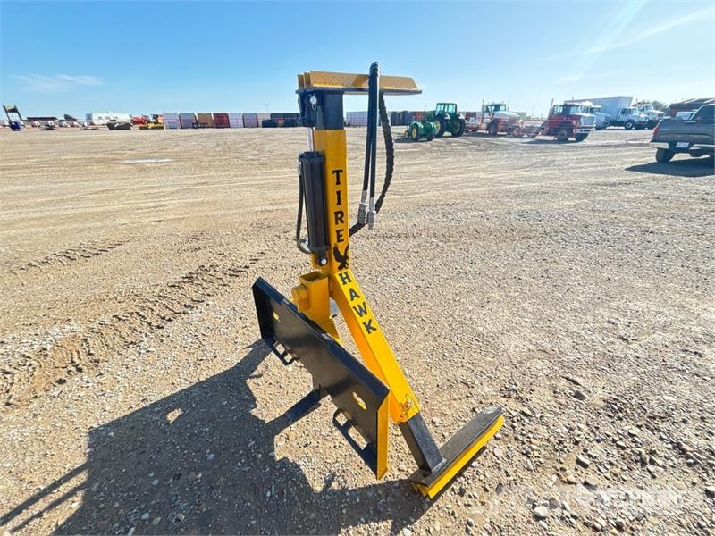 Tire Hawk 58 in Skid Steer Grabber Inne akcesoria