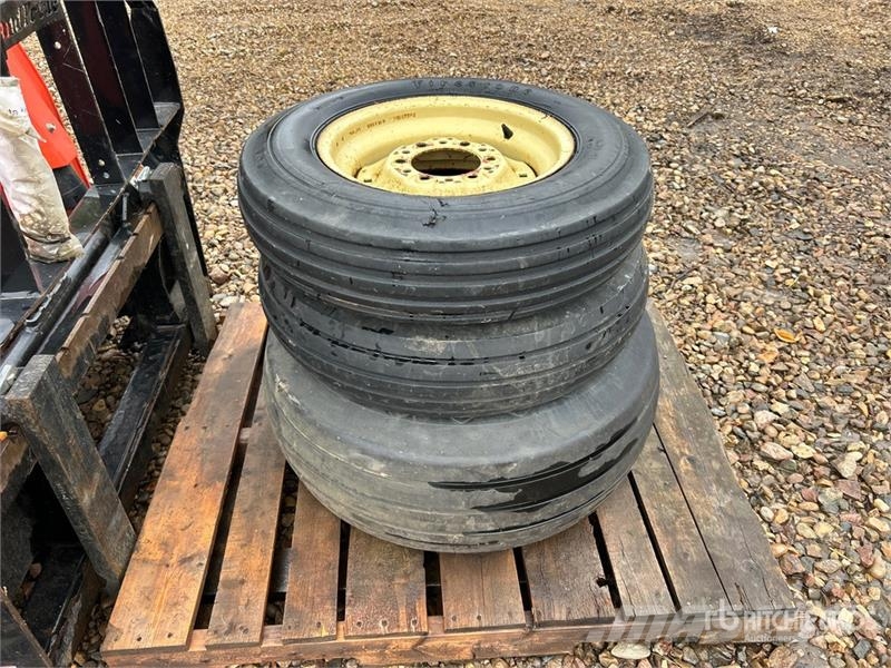  Tires الإطارات والعجلات والحافات