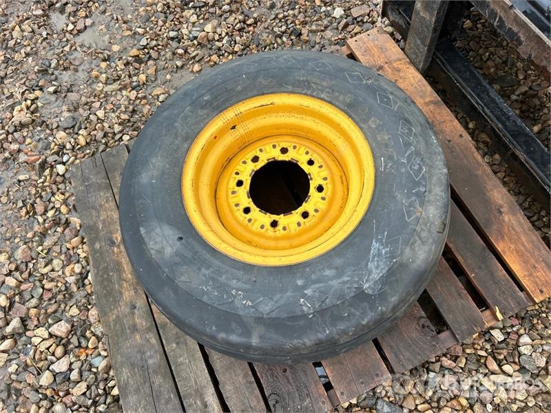  Tires الإطارات والعجلات والحافات