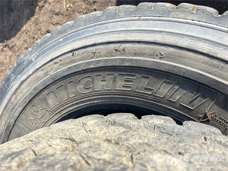 Tires Tyres, wheels and rims