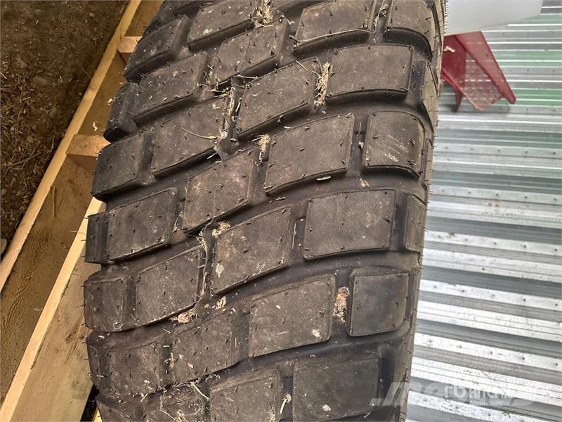 Titan 18.4-26 Tires Ελαστικά και ζάντες