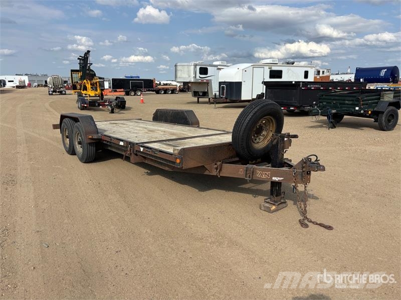 Titan 20 ft T/A Tilt Deck Trailer Низькорамні причепи